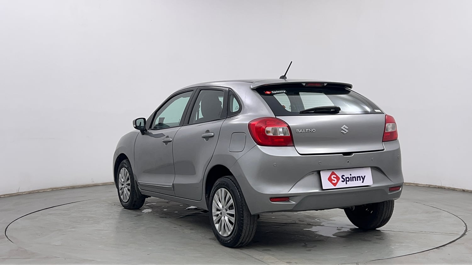 Used 2019 null Petrol Automatic exterior LEFT REAR CORNER VIEW