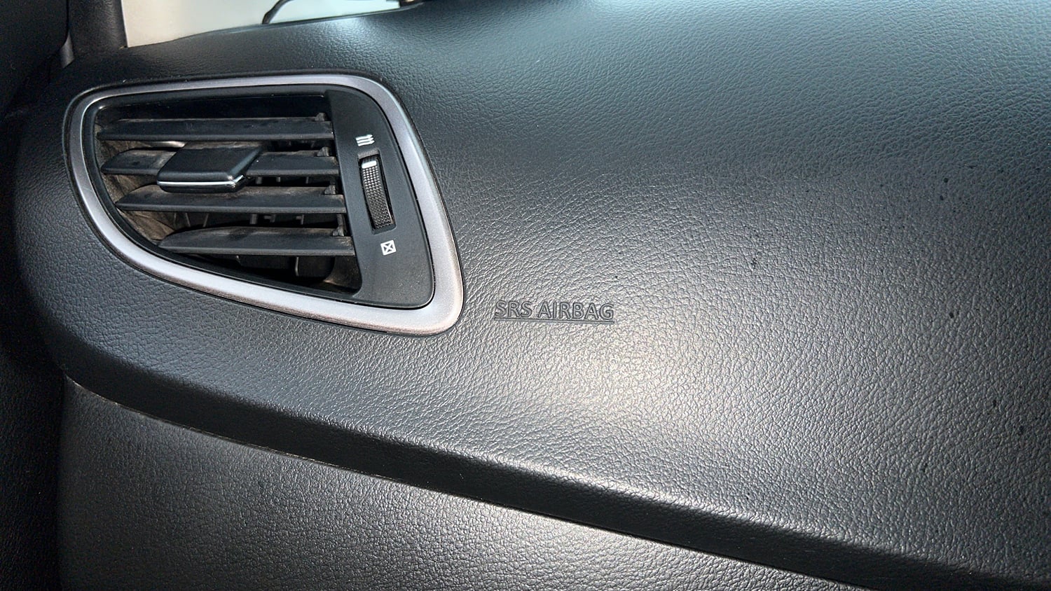 Used 2019 null Petrol Automatic top_features Airbags