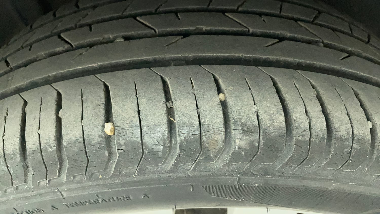 Used 2024 Skoda Slavia Ambition 1.0L TSI AT Petrol Automatic tyres LEFT REAR TYRE TREAD VIEW