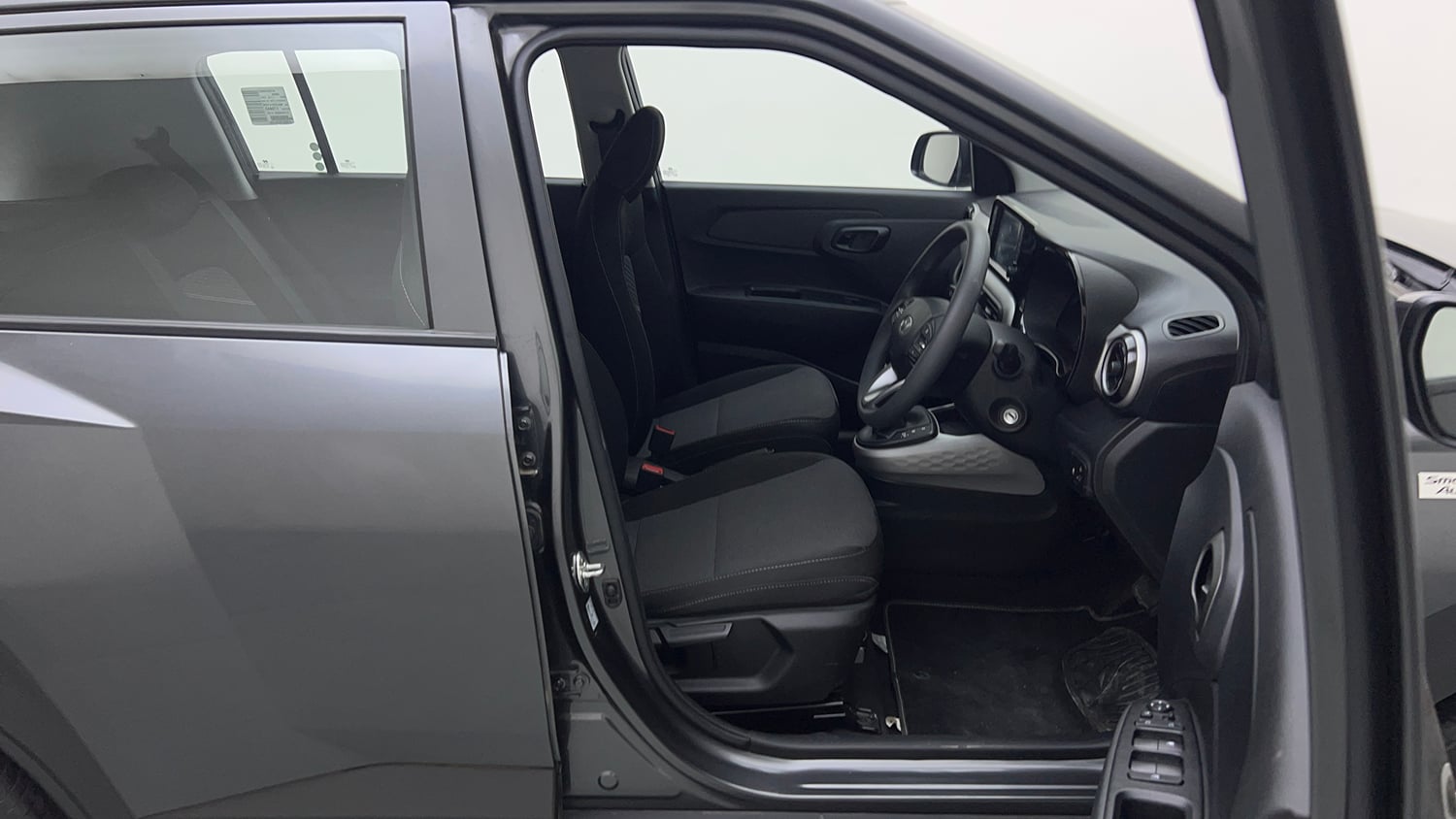 Used 2025 Hyundai Exter S Plus 1.2 AMT Petrol Automatic interior RIGHT SIDE FRONT DOOR CABIN VIEW