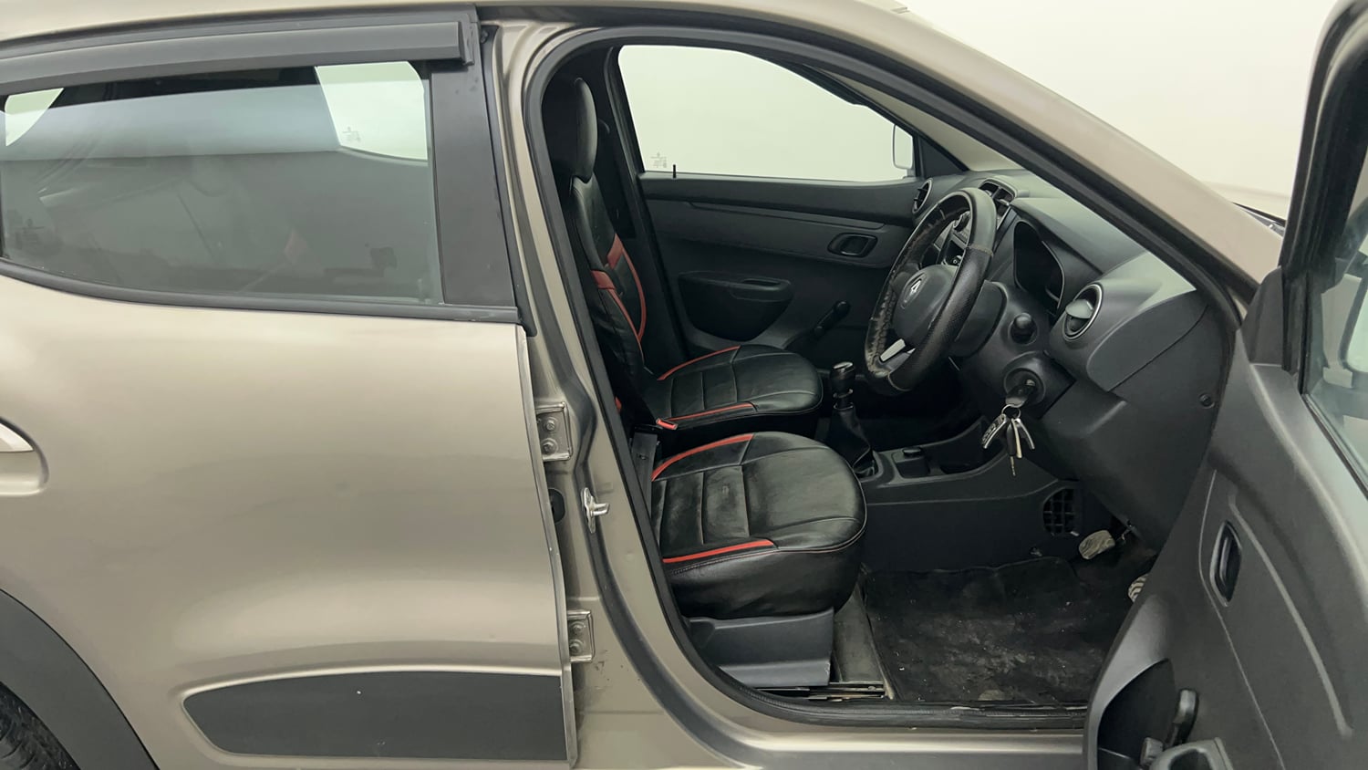Used 2016 Renault Kwid RXL Petrol Manual interior RIGHT SIDE FRONT DOOR CABIN VIEW