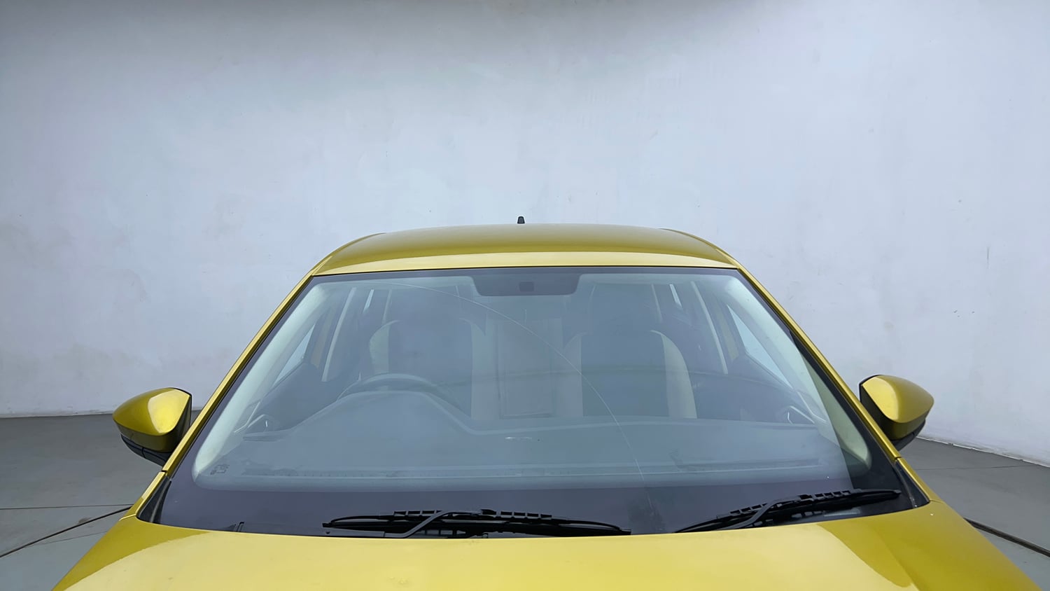 Used 2023 Volkswagen Virtus Highline 1.0 TSI AT Petrol Automatic exterior FRONT WINDSHIELD VIEW