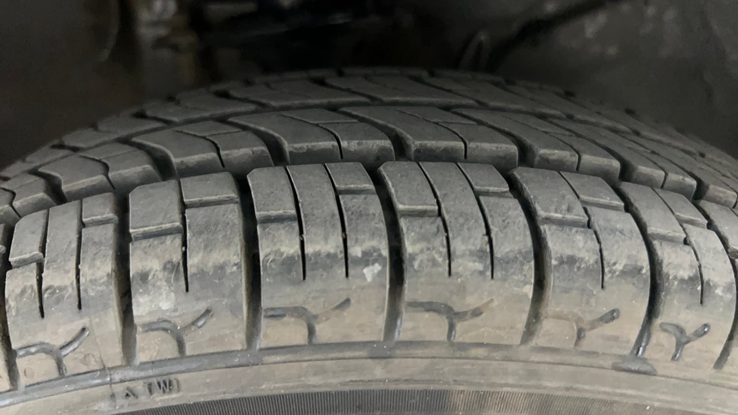 Used 2020 Maruti Suzuki Alto 800 Vxi Plus Petrol Manual tyres RIGHT FRONT TYRE TREAD VIEW