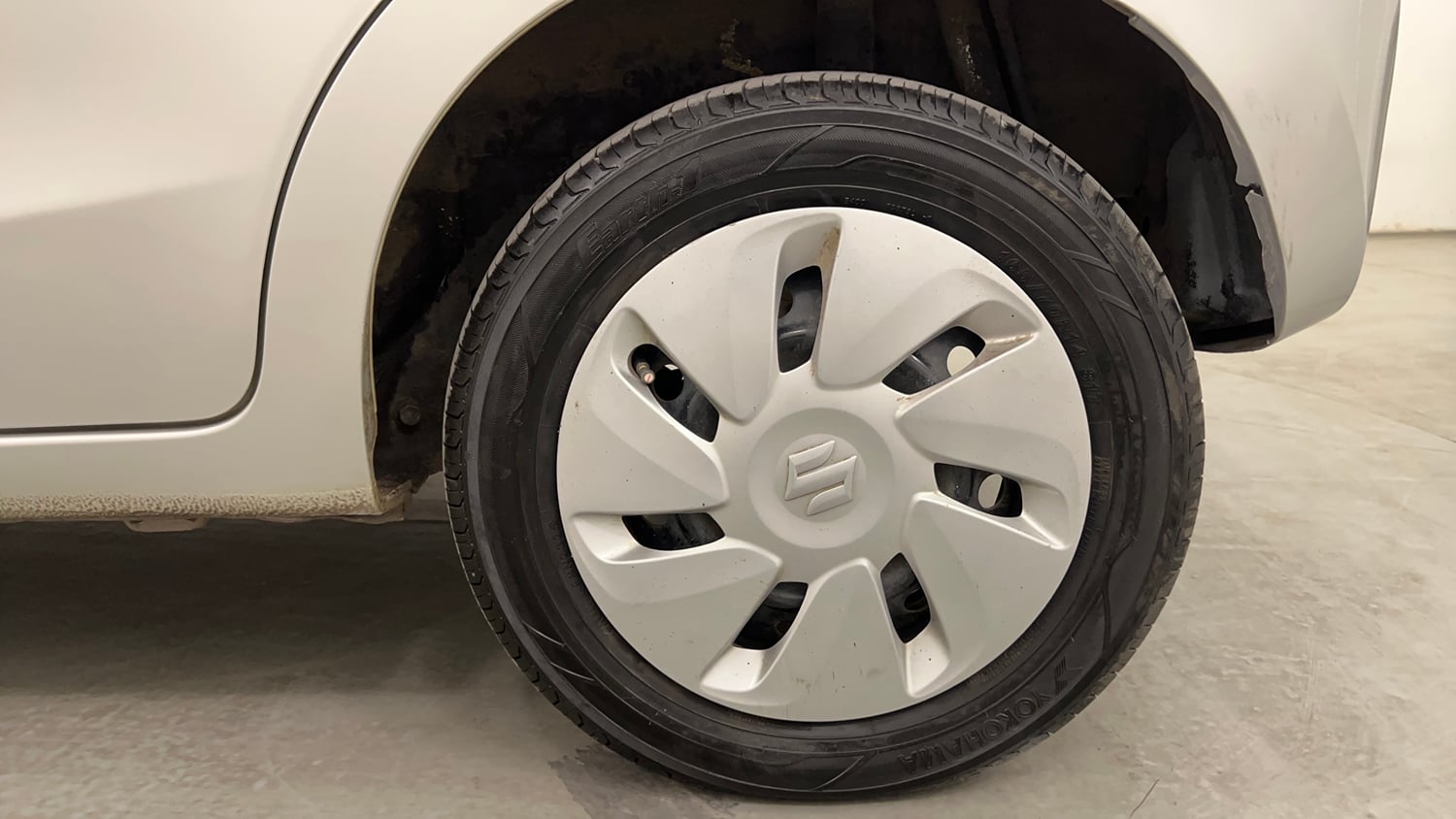 Used 2017 Maruti Suzuki Celerio ZXi AMT Petrol Automatic tyres LEFT REAR TYRE RIM VIEW
