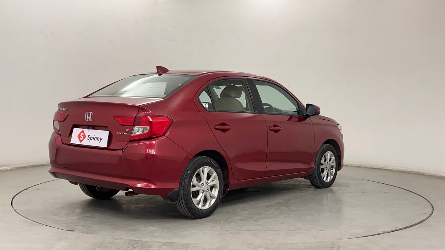 Used 2018 Honda Amaze 1.2 V MT Petrol Petrol Manual exterior RIGHT REAR CORNER VIEW