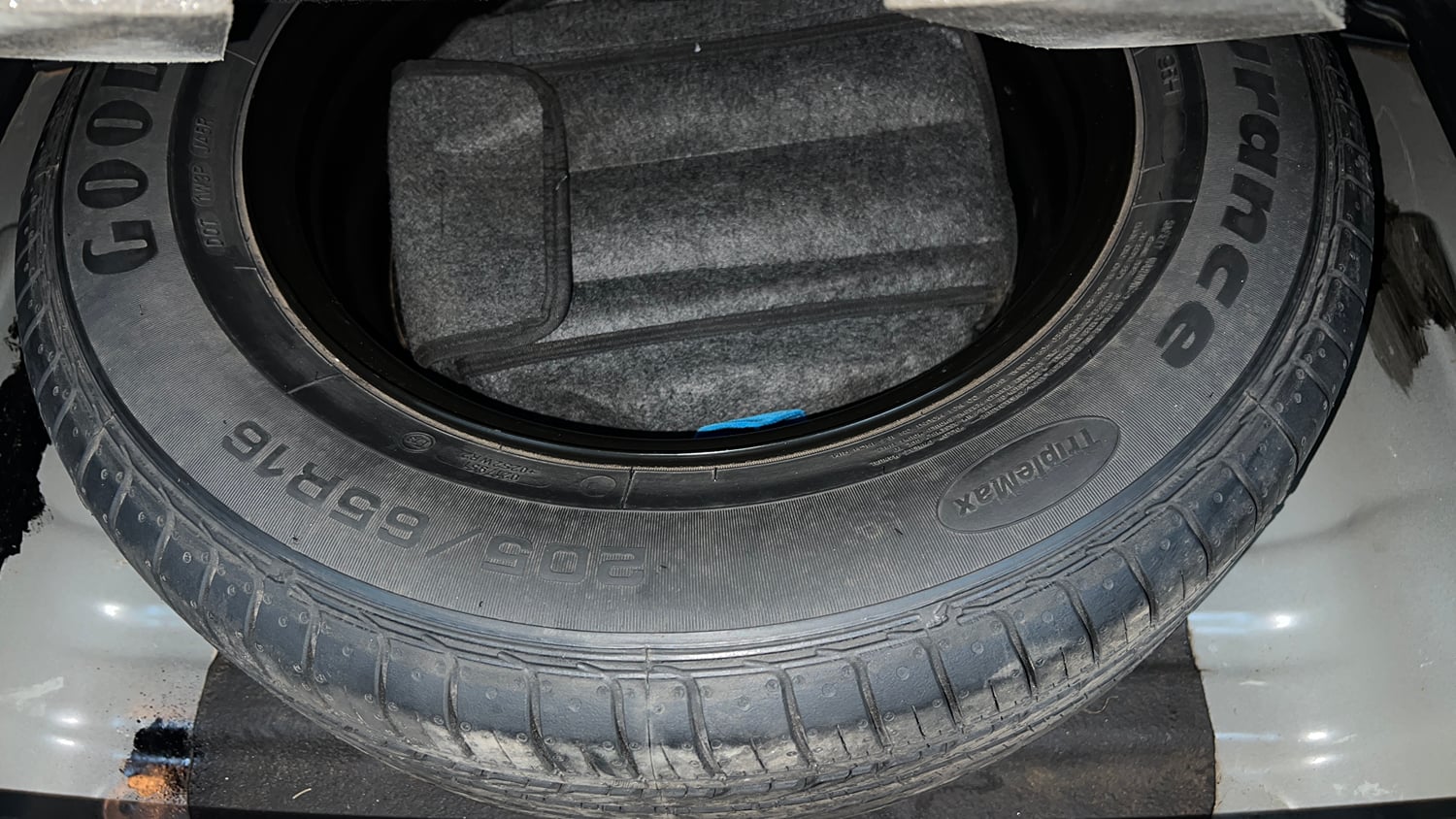 Used 2021 kia Seltos HTX IVT 1.5 Petrol Automatic tyres SPARE TYRE VIEW