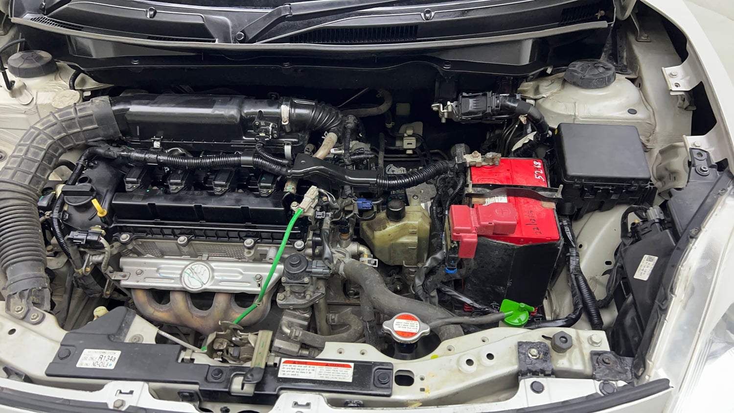 Used 2021 Maruti Suzuki Swift VXi AMT Petrol Automatic engine ENGINE LEFT SIDE VIEW