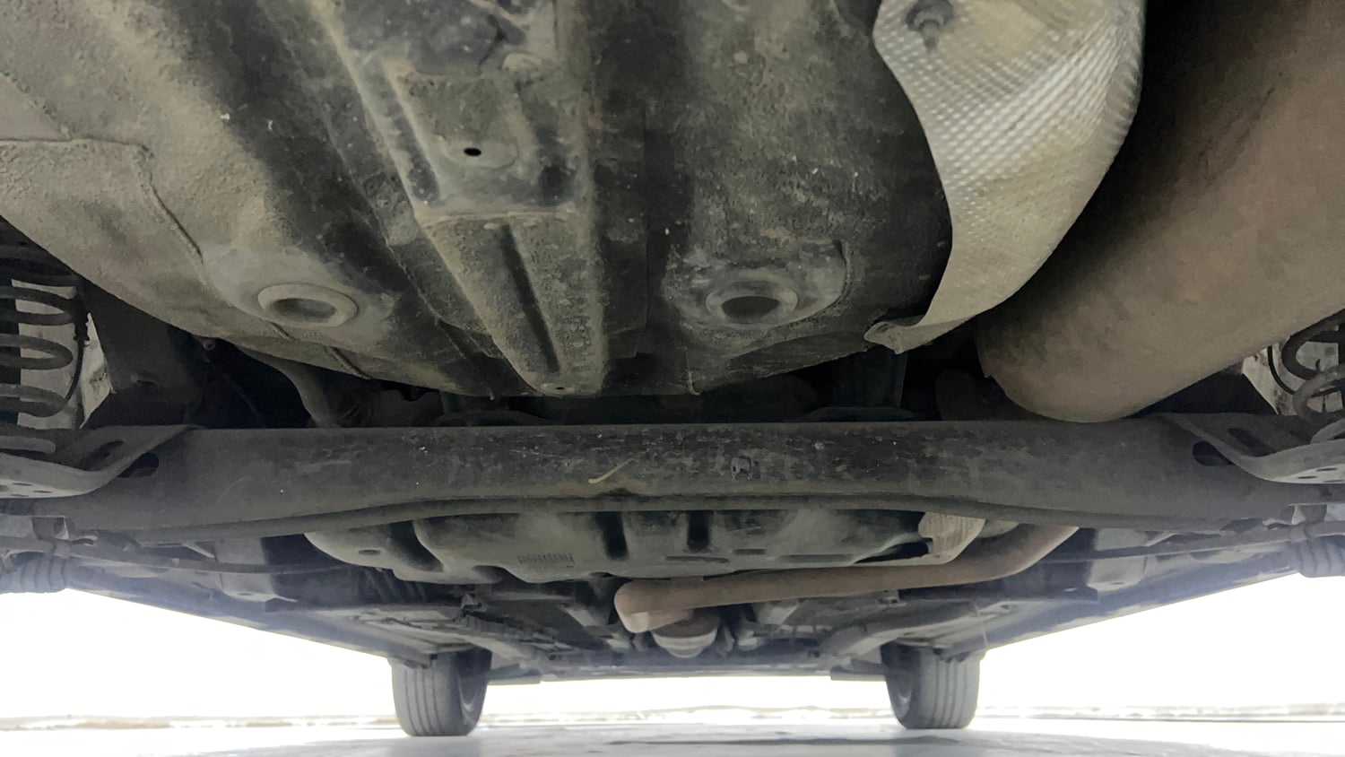 Used 2022 Hyundai i20 N Line N8 1.0 Turbo DCT Petrol Automatic extra REAR UNDERBODY VIEW (TAKEN FROM REAR)