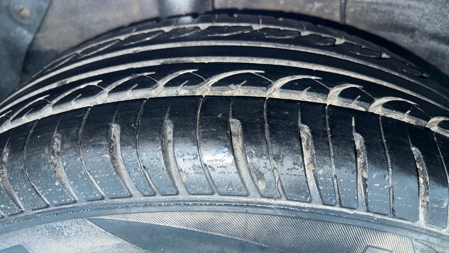 Used 2019 Hyundai Elite i20 Magna Executive 1.2 Petrol Manual tyres RIGHT REAR TYRE TREAD VIEW