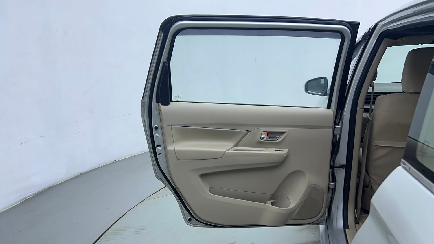 Used 2021 Maruti Suzuki New Ertiga ZXi AT Petrol Automatic interior LEFT REAR DOOR OPEN VIEW