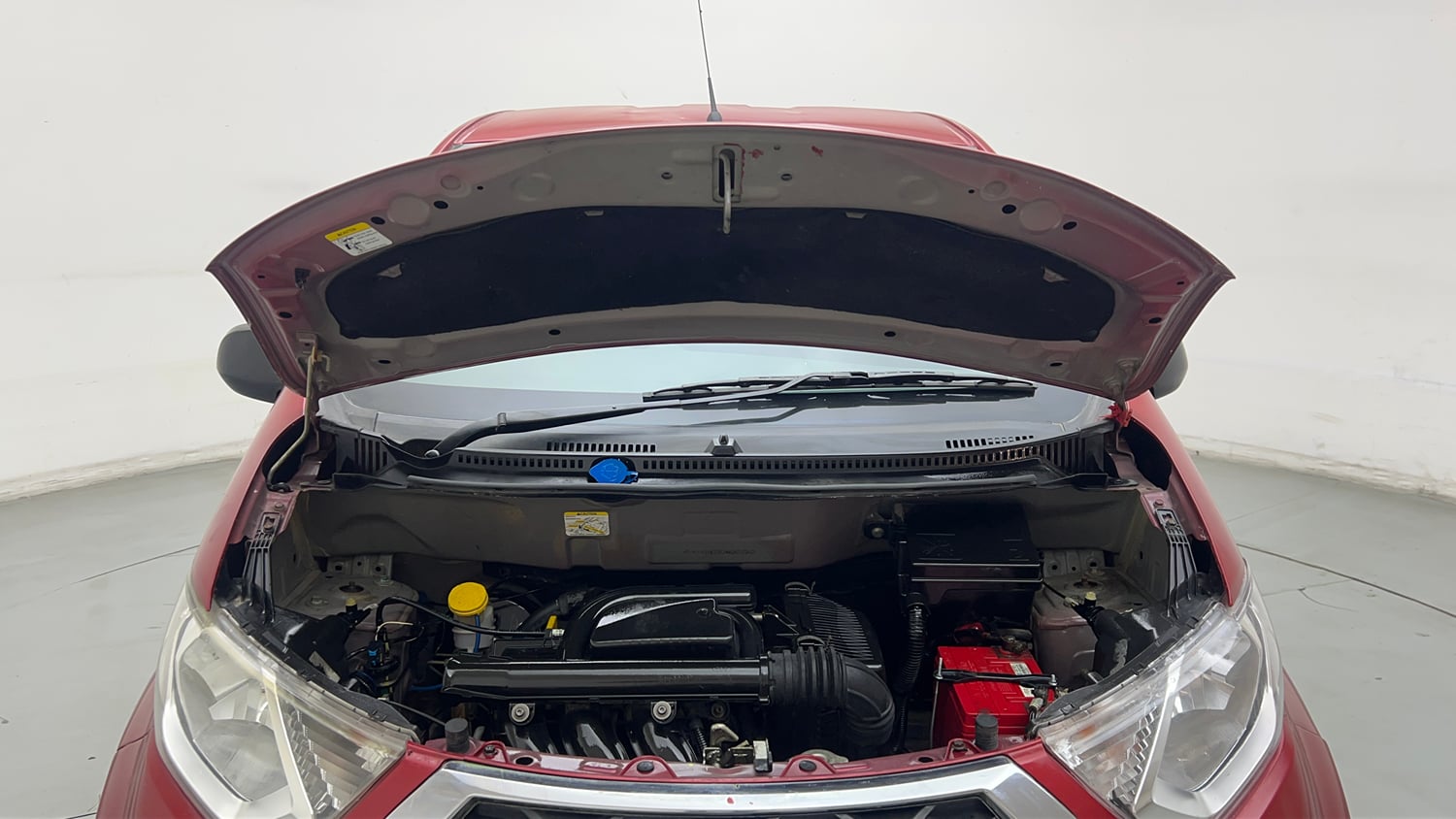 Used 2018 Datsun Redi-GO T(O) 1.0 AMT Petrol Automatic engine ENGINE & BONNET OPEN FRONT VIEW
