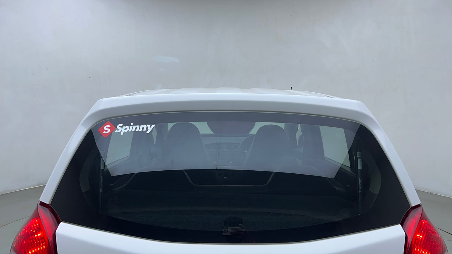 Used 2023 Maruti Suzuki Alto 800 VXi Petrol Manual exterior BACK WINDSHIELD VIEW