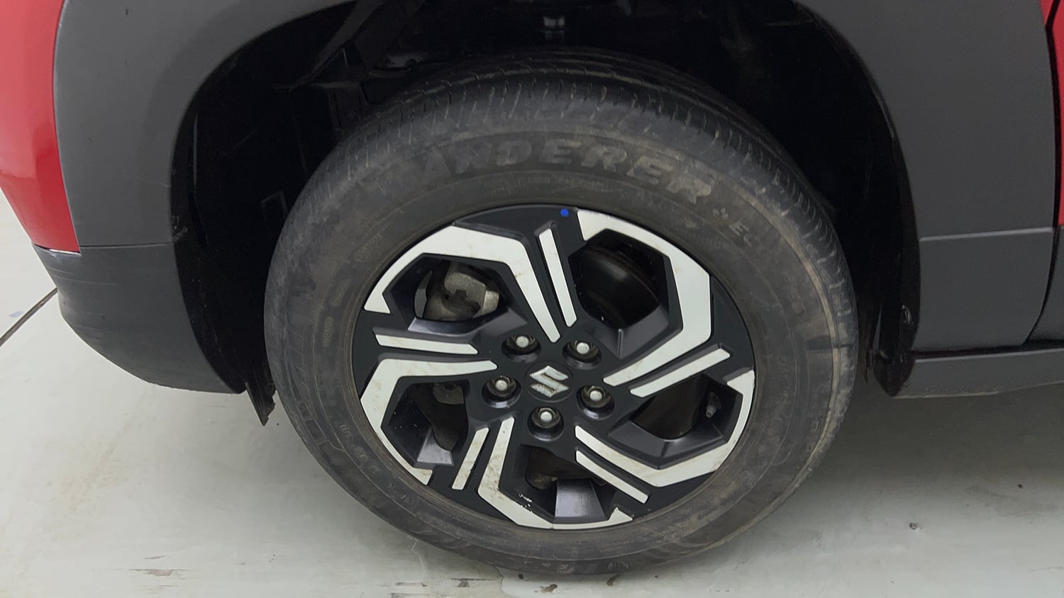 Used 2024 Maruti Suzuki Brezza Zxi Plus Dual Tone Petrol Manual tyres LEFT FRONT TYRE RIM VIEW