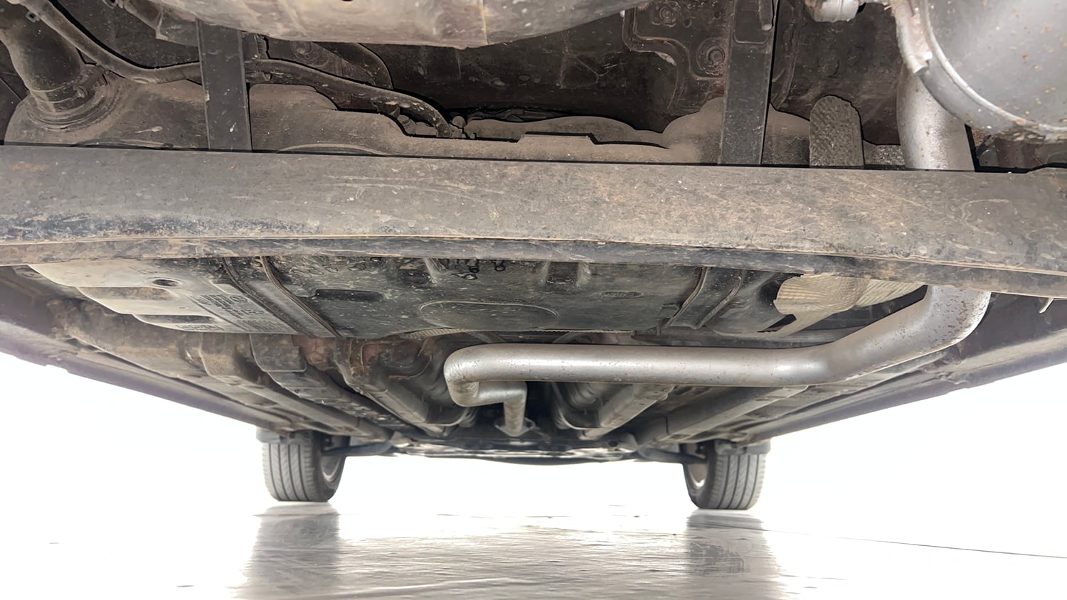 Used 2017 Hyundai Elite i20 Asta 1.4 CRDI (O) Diesel Manual extra REAR UNDERBODY VIEW (TAKEN FROM REAR)
