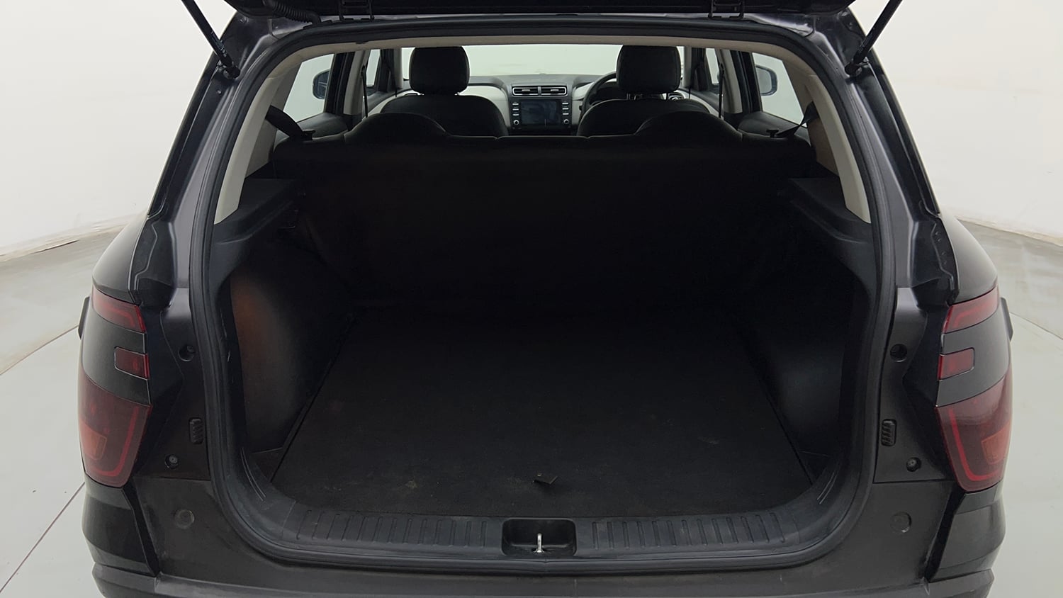 Used 2022 Hyundai Creta EX 1.5 Petrol Petrol Manual interior DICKY INSIDE VIEW