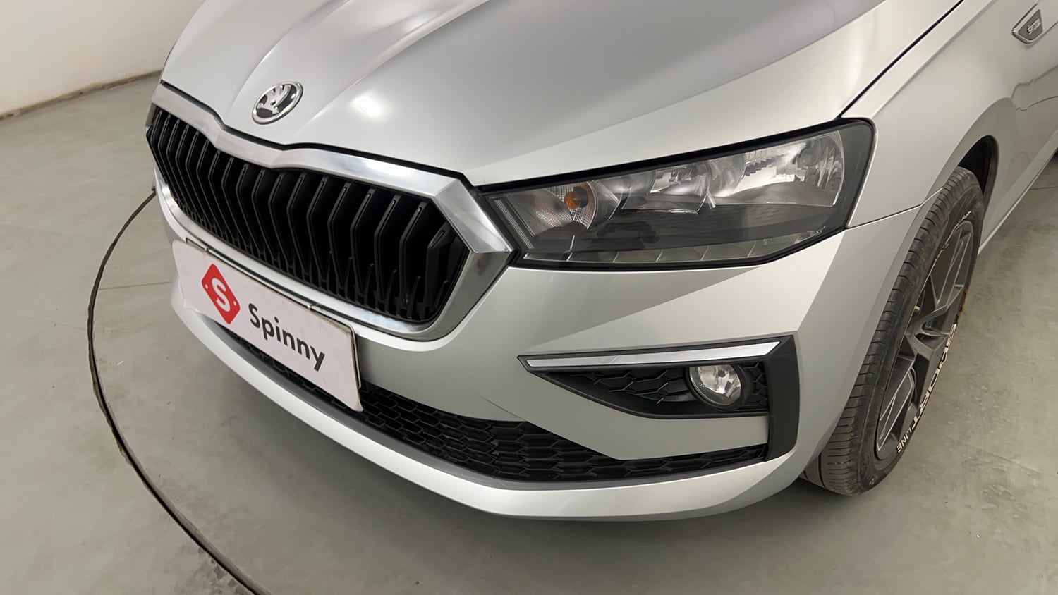 Used 2023 Skoda Slavia Ambition 1.5L TSI MT Petrol Manual dents MINOR SCRATCH