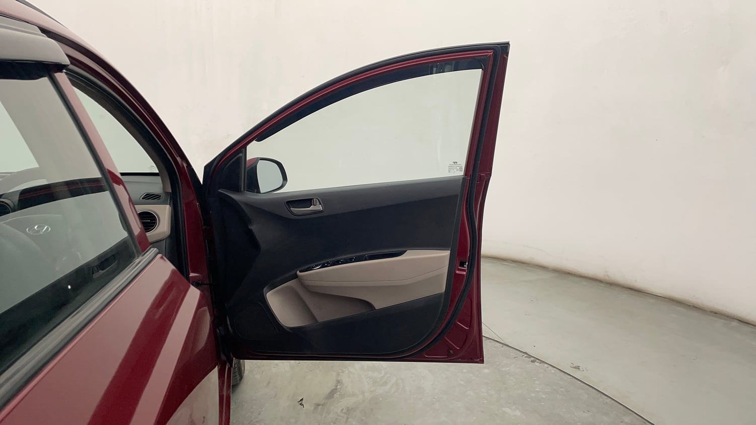 Used 2015 Hyundai Grand i10 Asta AT 1.2 Kappa VTVT Petrol Automatic interior RIGHT FRONT DOOR OPEN VIEW