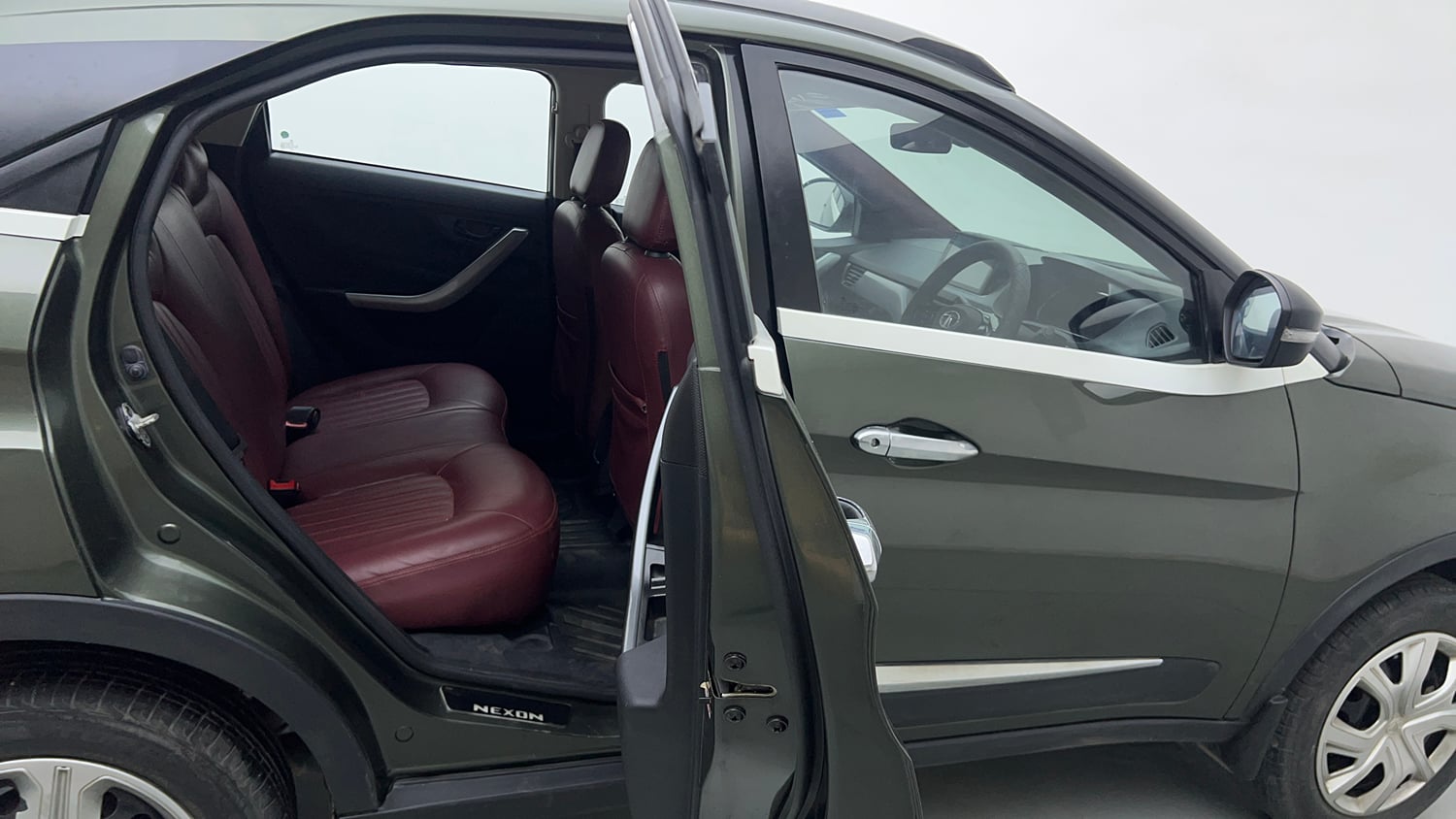 Used 2022 Tata Nexon XM (S) Petrol Manual interior RIGHT SIDE REAR DOOR CABIN VIEW
