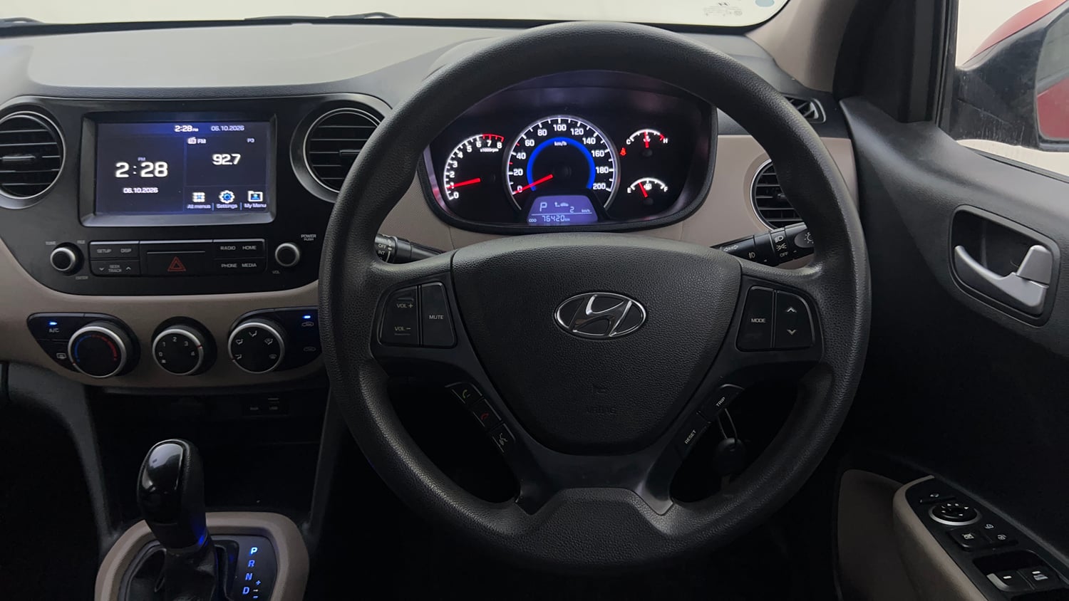 Used 2018 Hyundai Grand i10 Sportz AT 1.2 Kappa VTVT Petrol Automatic interior STEERING VIEW