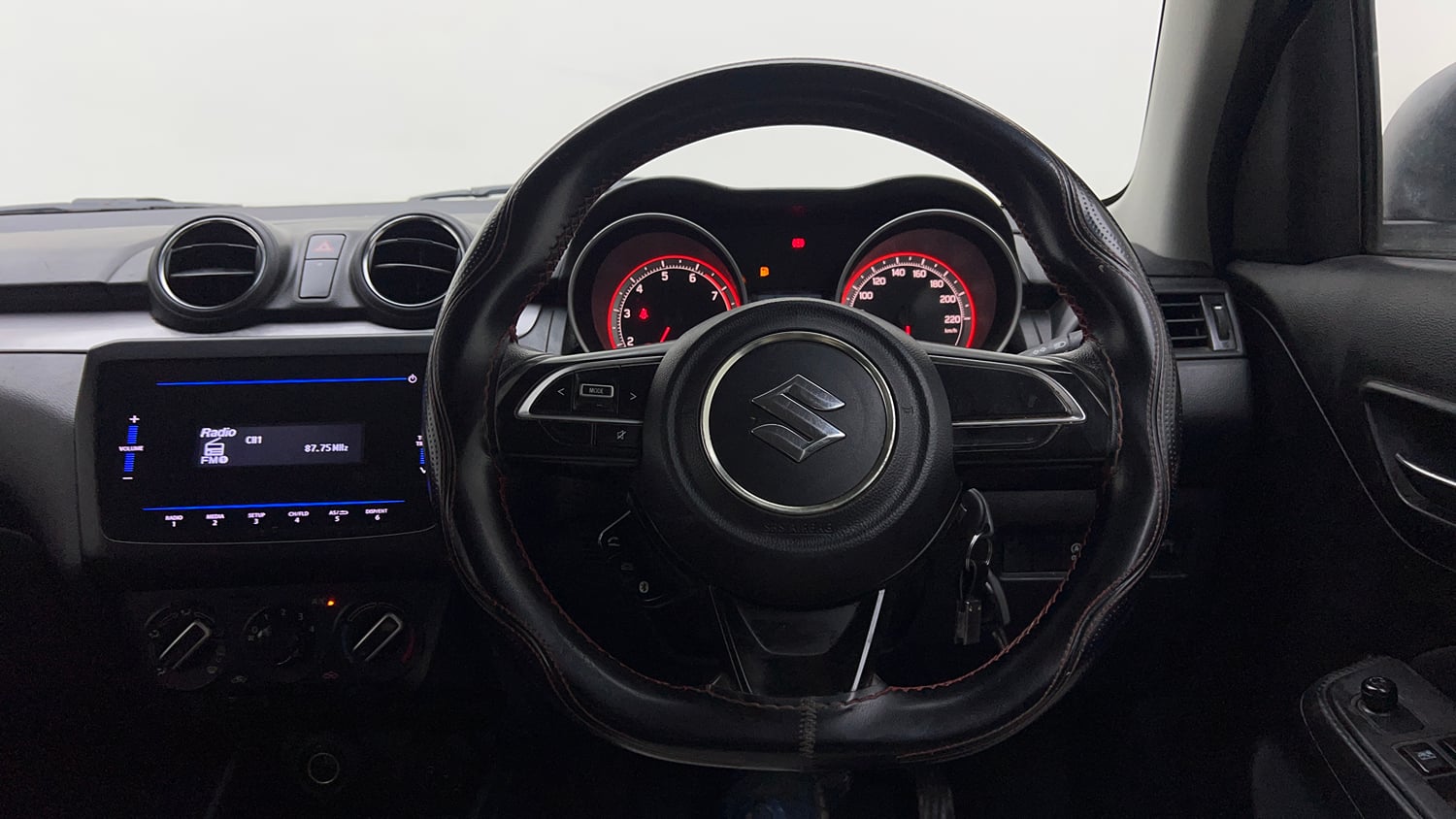 Used 2021 Maruti Suzuki Swift VXi AMT Petrol Automatic interior STEERING VIEW