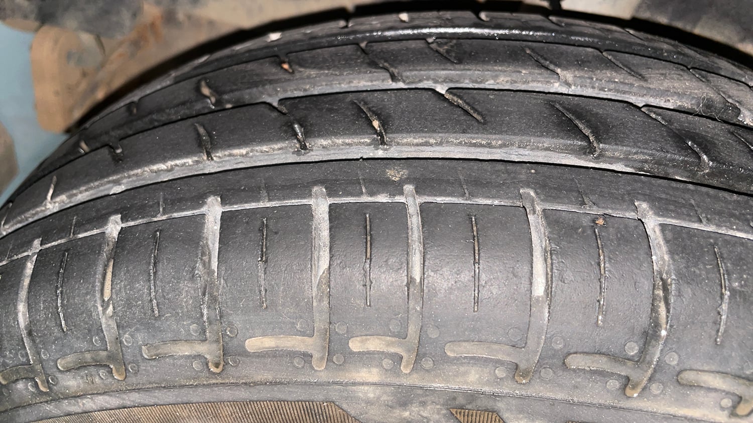 Used 2024 Hyundai Exter S 1.2 AMT Petrol Automatic tyres RIGHT REAR TYRE TREAD VIEW