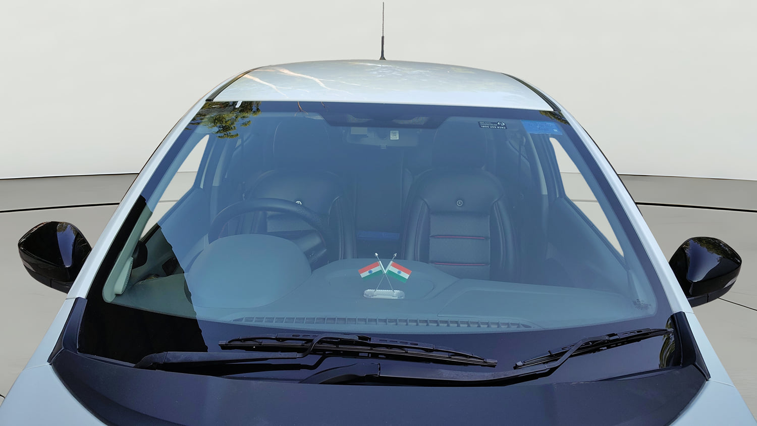 Used 2025 Tata Tiago XT Petrol Manual exterior FRONT WINDSHIELD VIEW