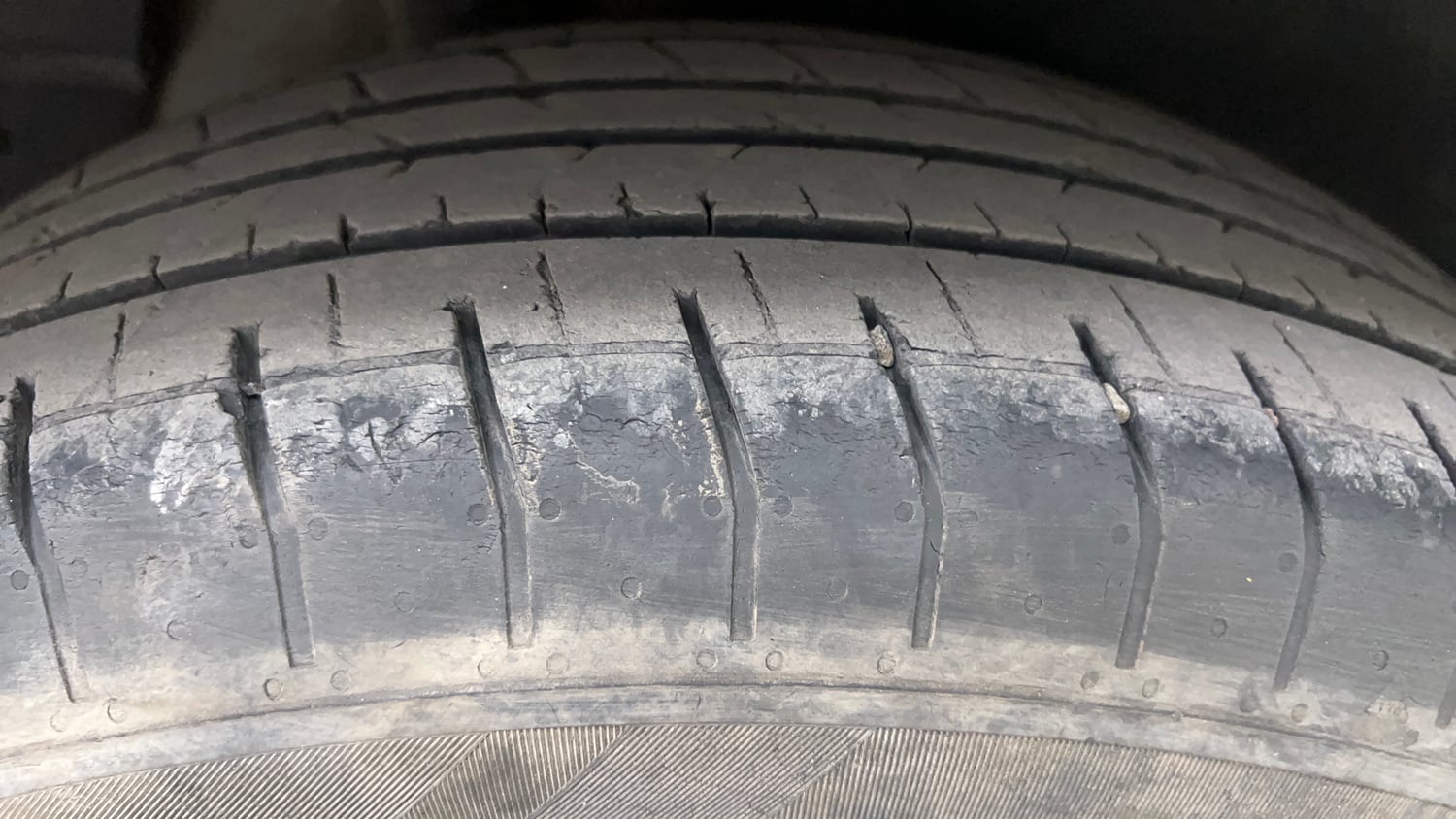 Used 2018 Hyundai Creta S 1.4 CRDi Diesel Manual tyres RIGHT REAR TYRE TREAD VIEW