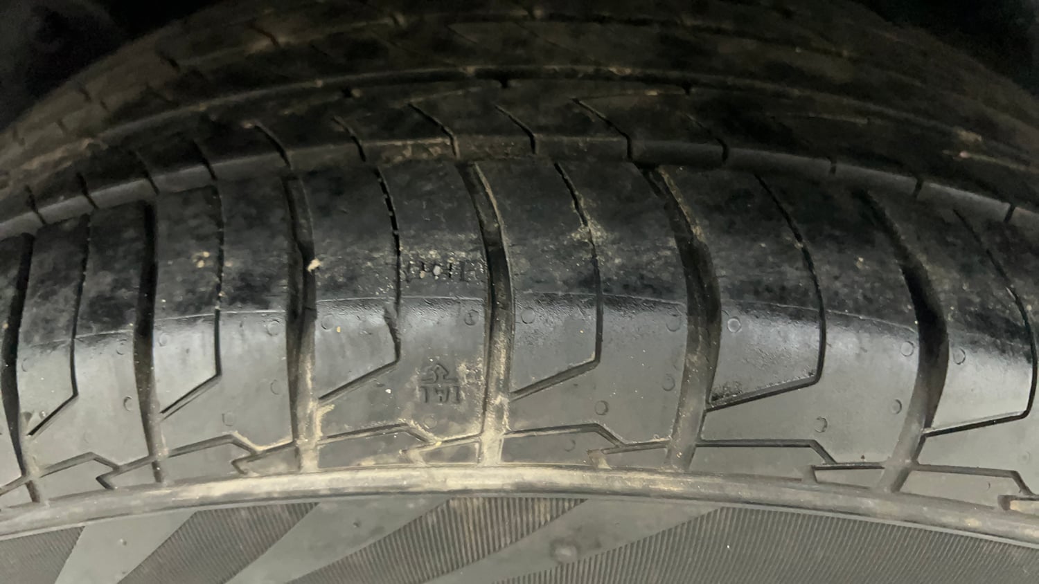 Used 2023 Hyundai Creta SX 1.5 Petrol Petrol Manual tyres RIGHT REAR TYRE TREAD VIEW
