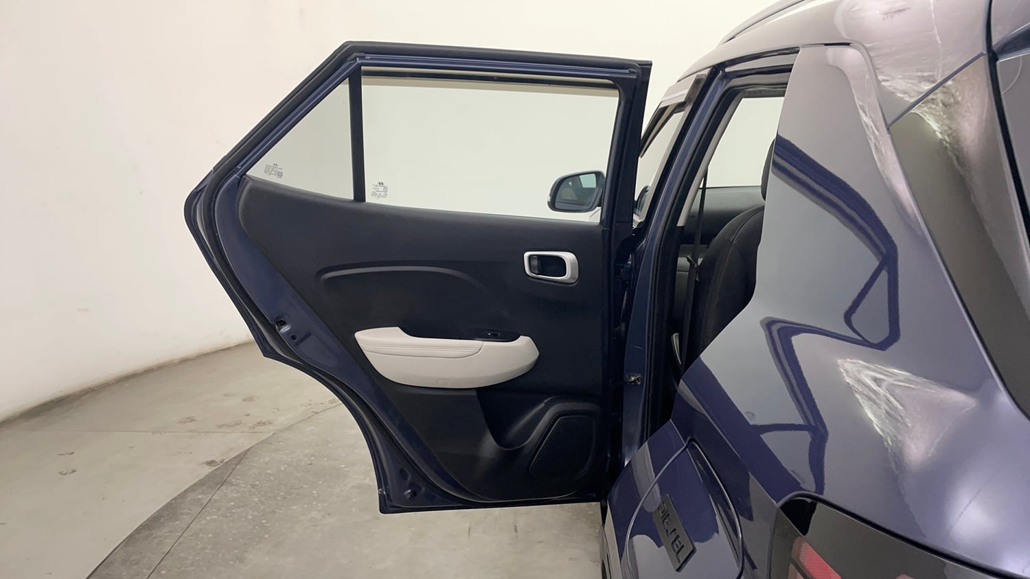 Used 2023 Hyundai Venue SX (O) 1.5 CRDi Diesel Manual interior LEFT REAR DOOR OPEN VIEW