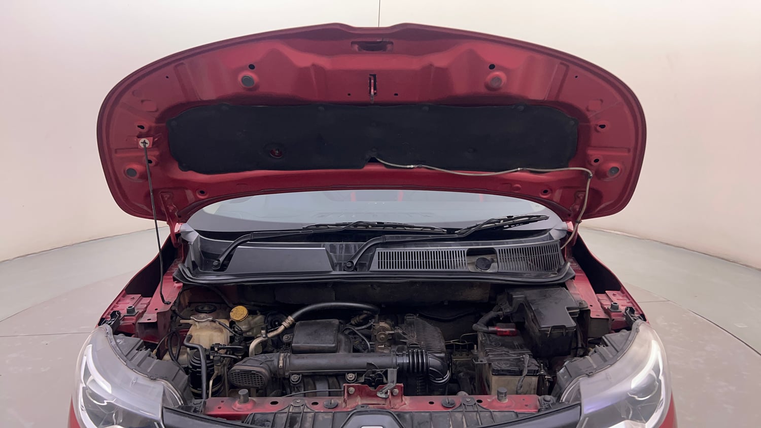 Used 2021 Renault Triber RXZ Petrol Manual engine ENGINE & BONNET OPEN FRONT VIEW