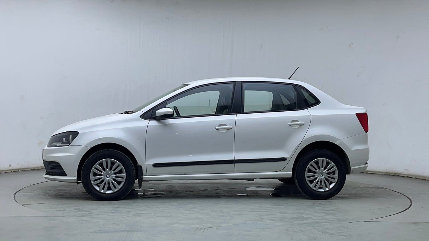 Used 2020 Volkswagen Ameo Trendline 1.5L (D) Diesel Manual exterior LEFT SIDE VIEW