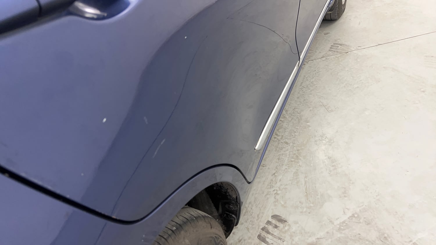 Used 2018 Maruti Suzuki Dzire VXi Petrol Manual dents MINOR SCRATCH