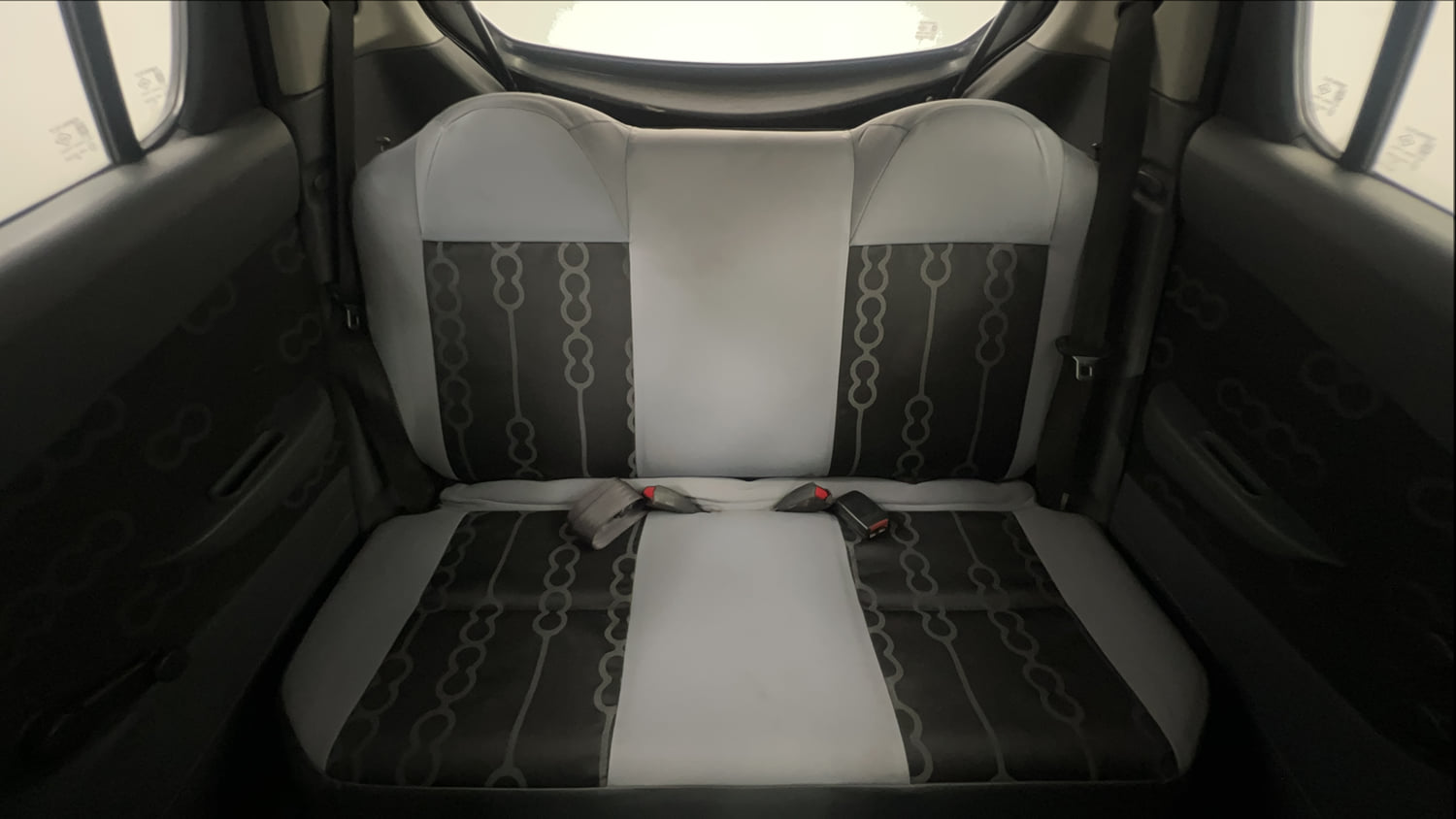 Used 2015 Maruti Suzuki Alto 800 Lxi Petrol Manual interior REAR SEAT CONDITION VIEW