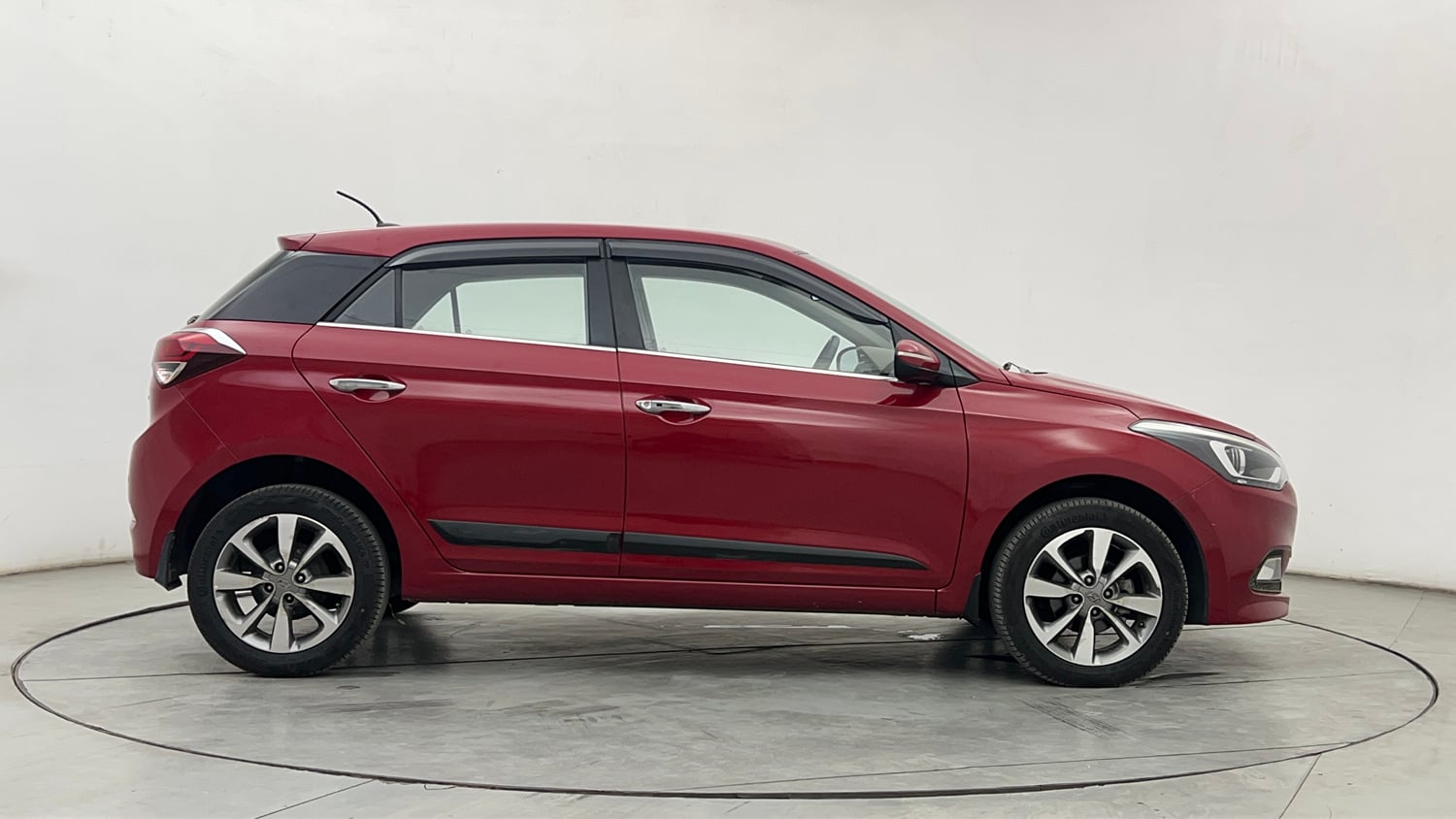 Used 2017 Hyundai Elite i20 Asta 1.4 CRDI (O) Diesel Manual exterior RIGHT SIDE VIEW