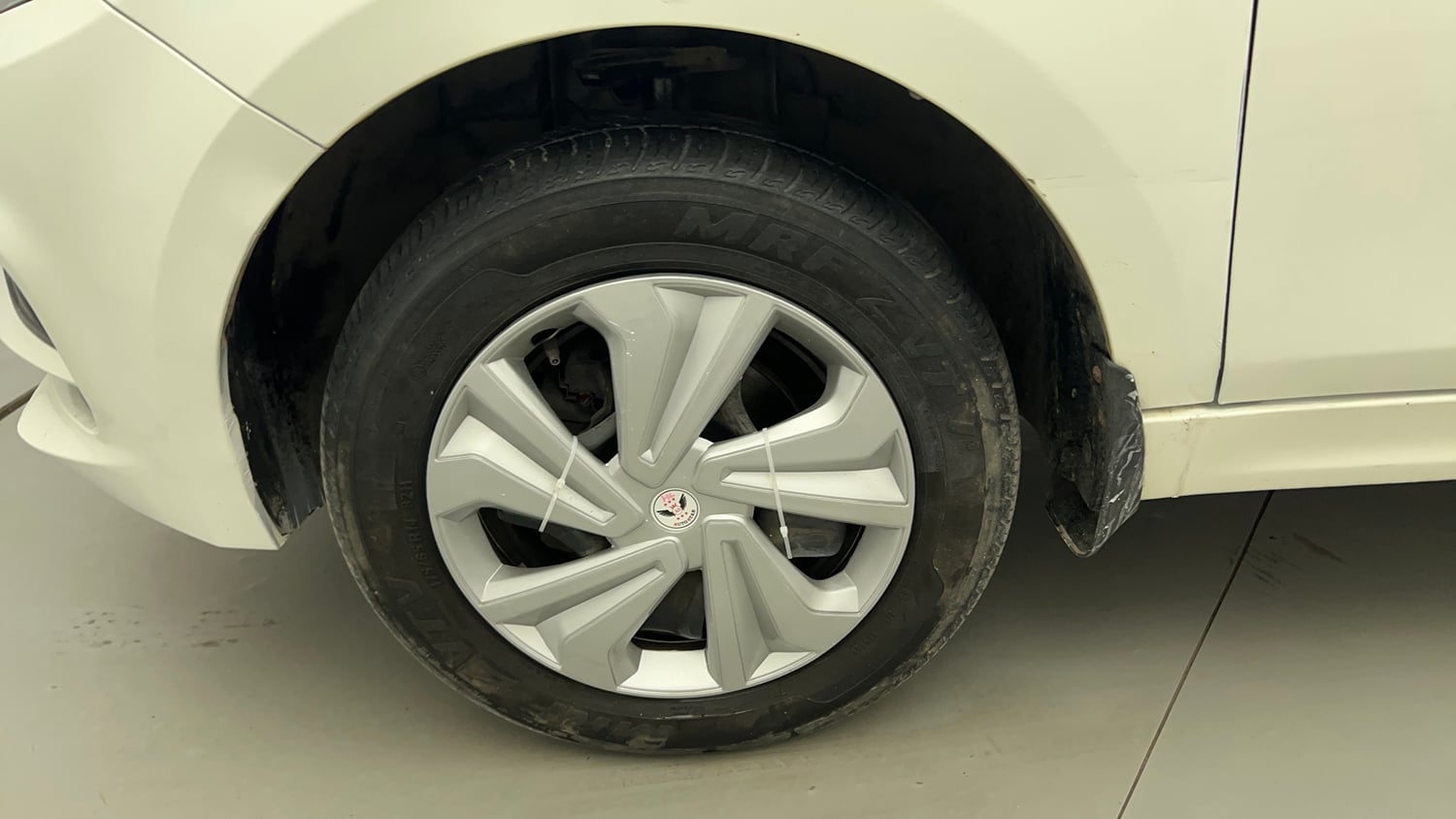 Used 2024 Tata Tiago XT CNG Cng Manual tyres LEFT FRONT TYRE RIM VIEW