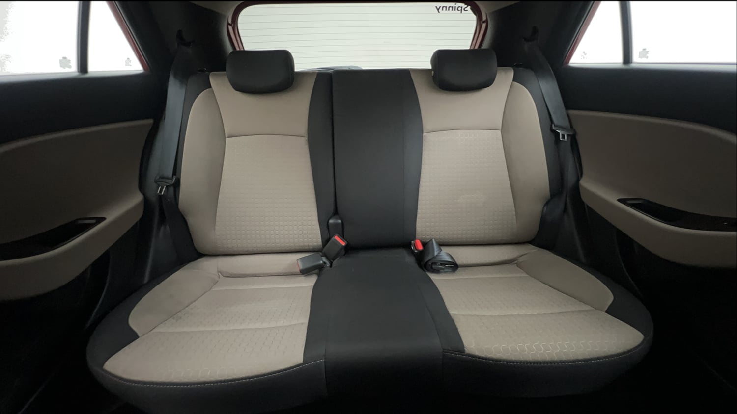 Used 2017 Hyundai Elite i20 Asta 1.4 CRDI (O) Diesel Manual interior REAR SEAT CONDITION VIEW