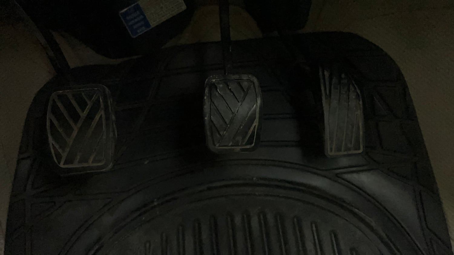 Used 2019 Maruti Suzuki Dzire VXi Petrol Manual interior PEDALS VIEW