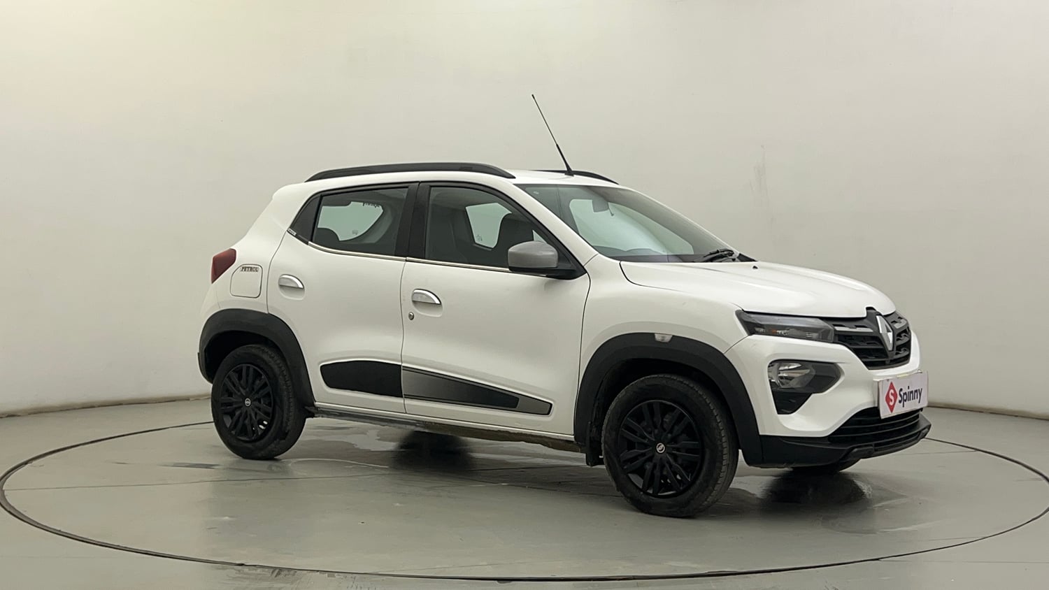 Used 2020 Renault Kwid 1.0 RXT AMT Opt Petrol Automatic exterior RIGHT FRONT CORNER VIEW