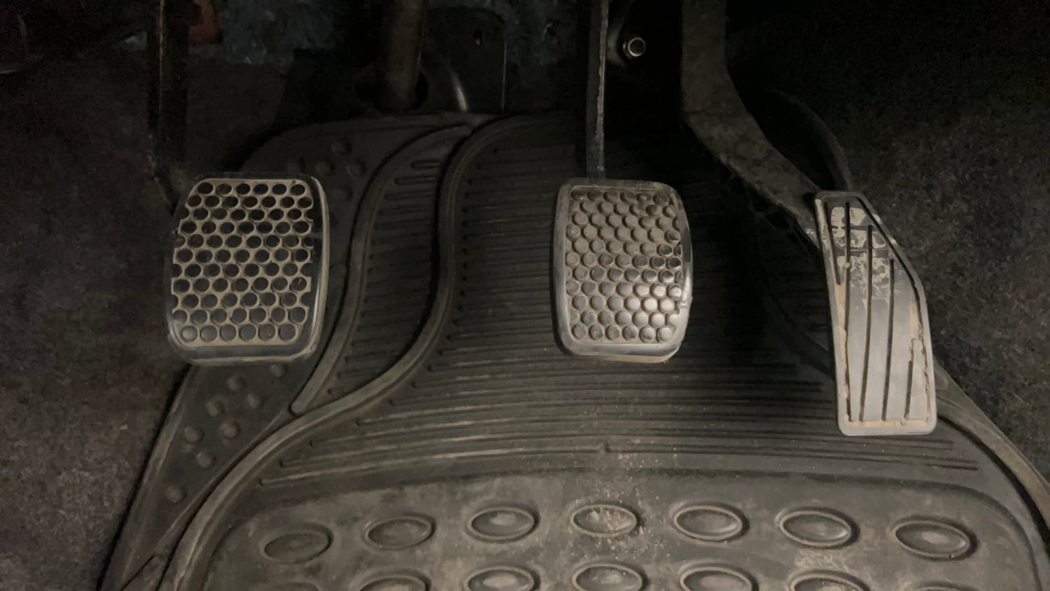 Used 2016 Maruti Suzuki Alto 800 VXi Petrol Manual interior PEDALS VIEW