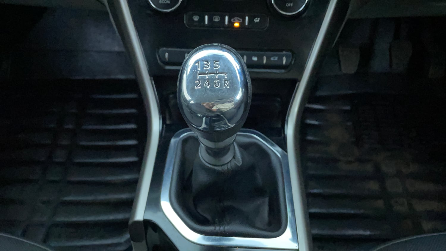 Used 2019 Tata Nexon XZ Plus Diesel Diesel Manual interior GEAR  KNOB VIEW