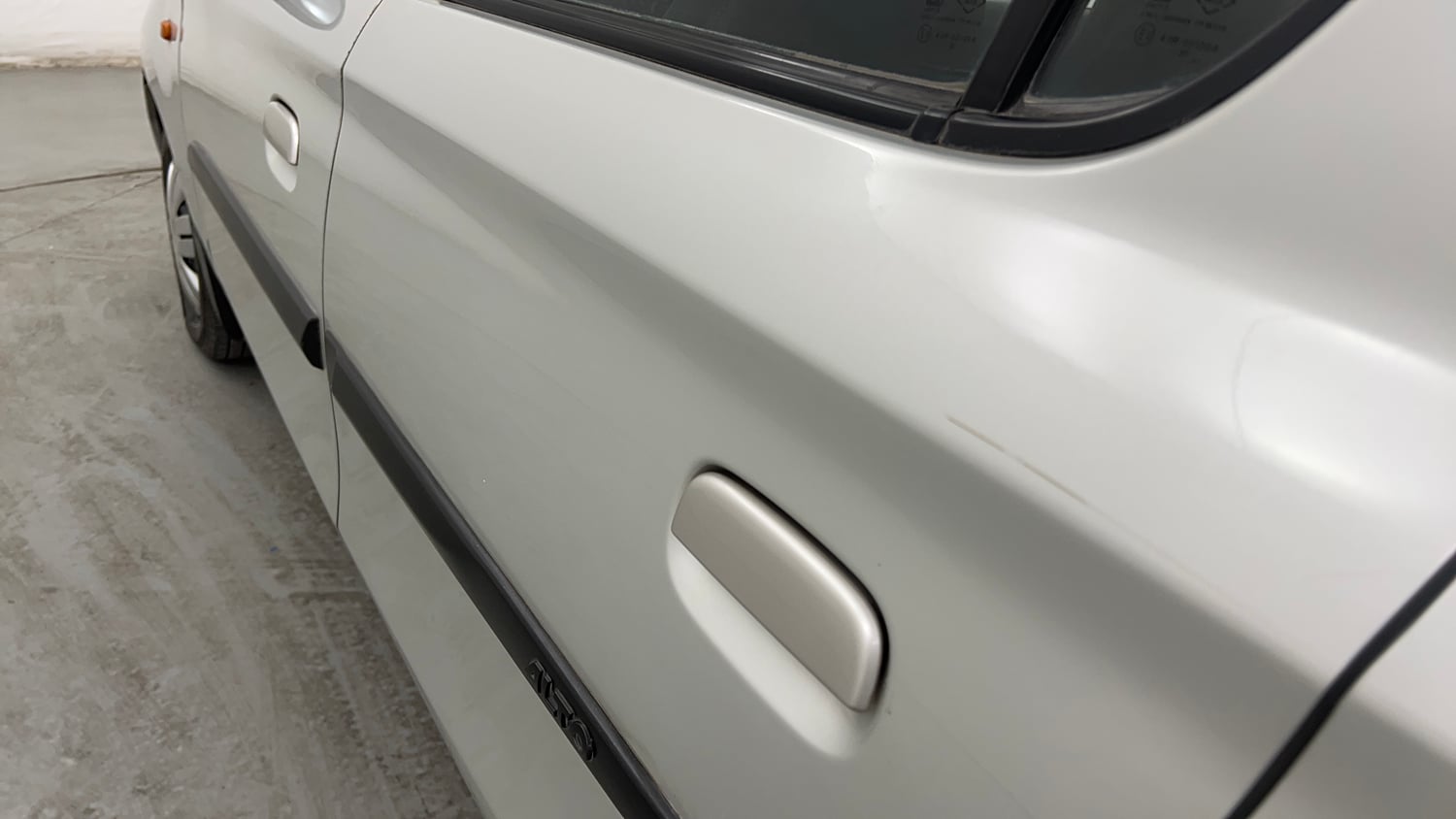 Used 2018 Maruti Suzuki Alto 800 VXi Petrol Manual dents MINOR DENT