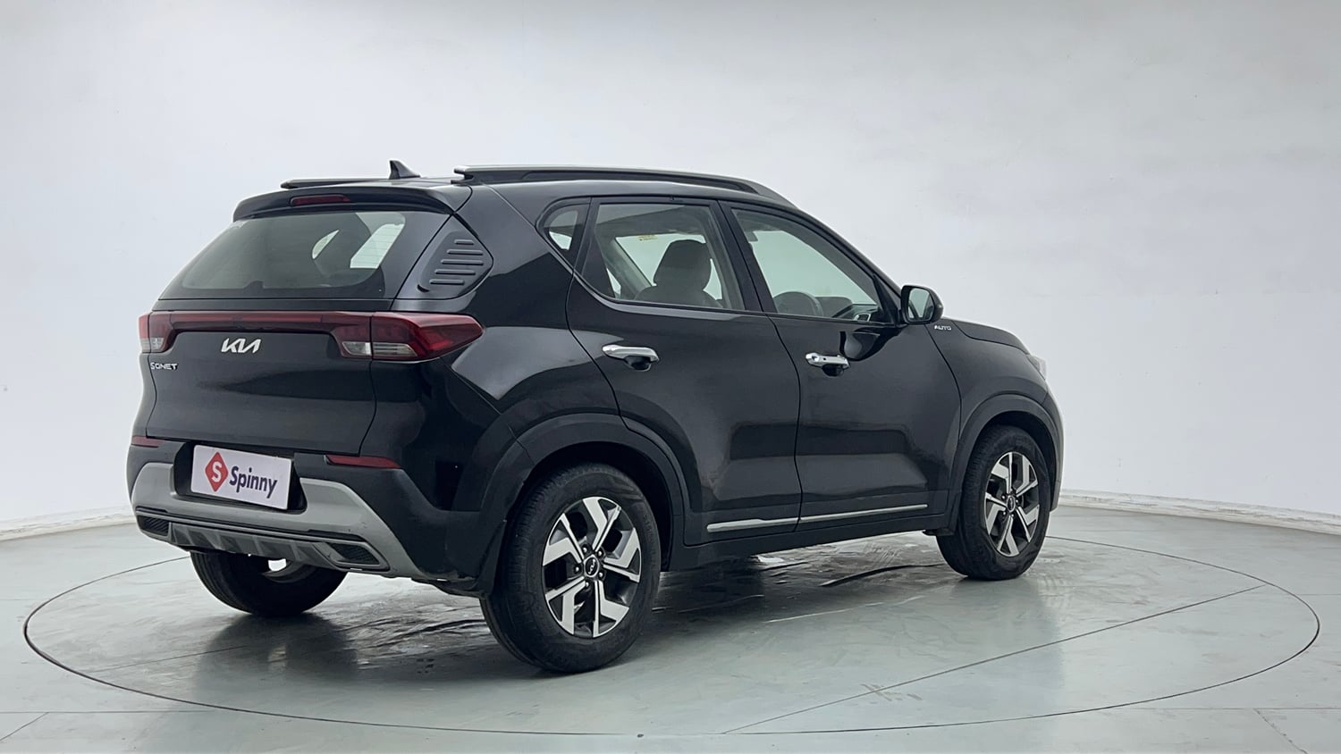 Used 2022 Kia Sonet HTX 1.5 AT Diesel Automatic exterior RIGHT REAR CORNER VIEW