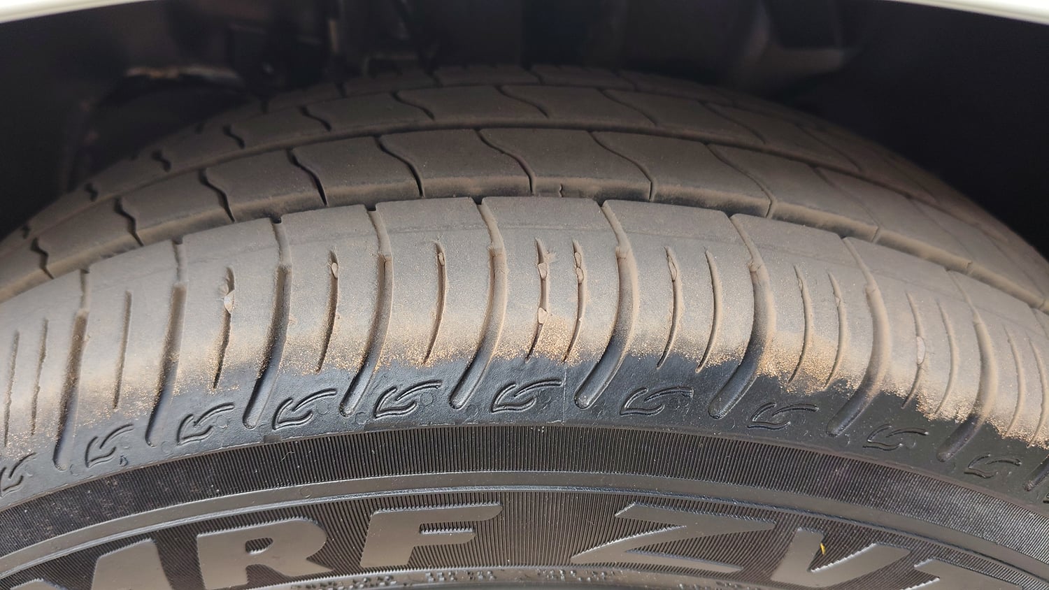 Used 2025 Tata Tiago XT Petrol Manual tyres LEFT FRONT TYRE TREAD VIEW