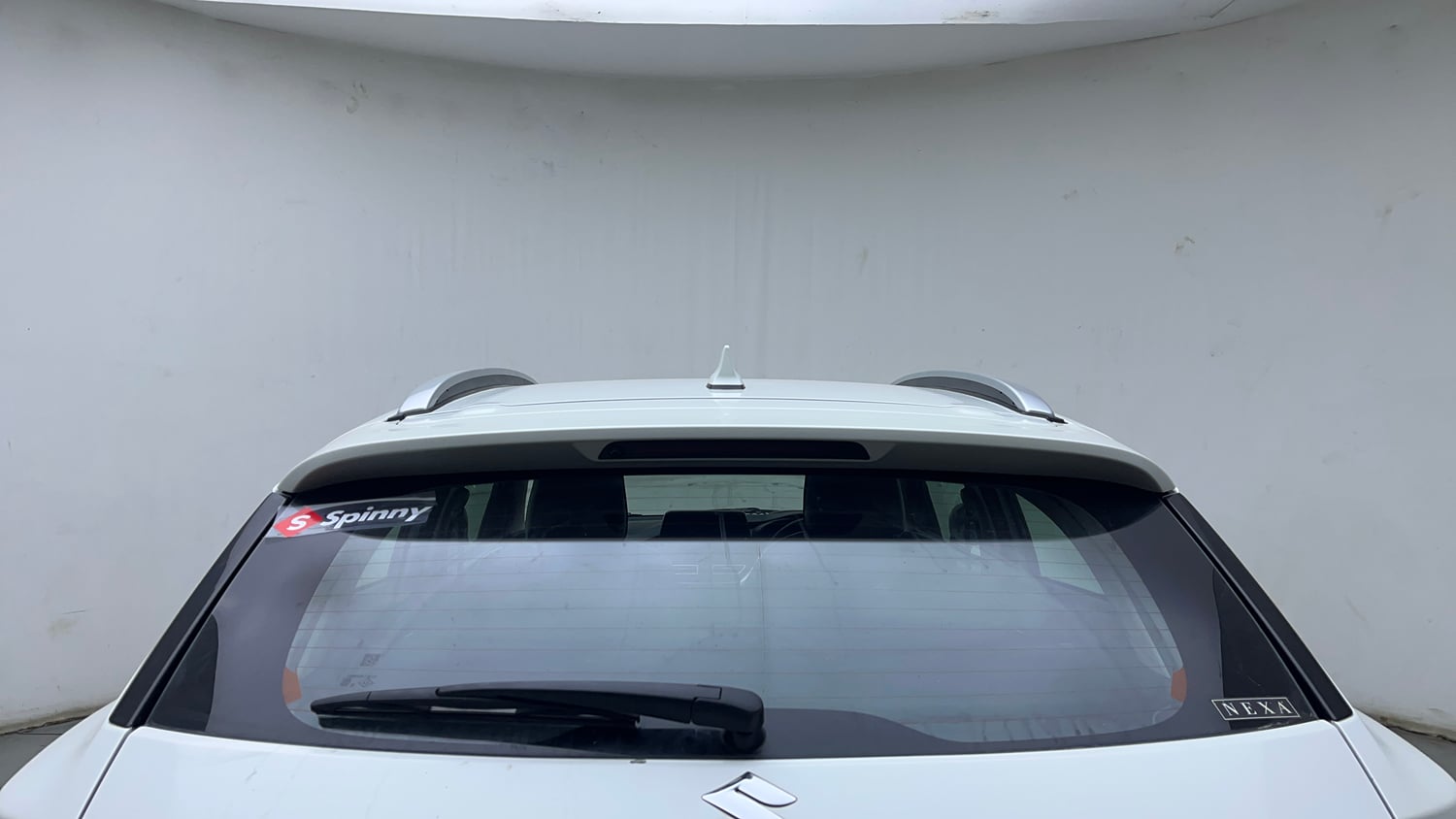 Used 2024 Maruti Suzuki Fronx Alpha 1.0L Turbo 6 AT Petrol Automatic exterior BACK WINDSHIELD VIEW