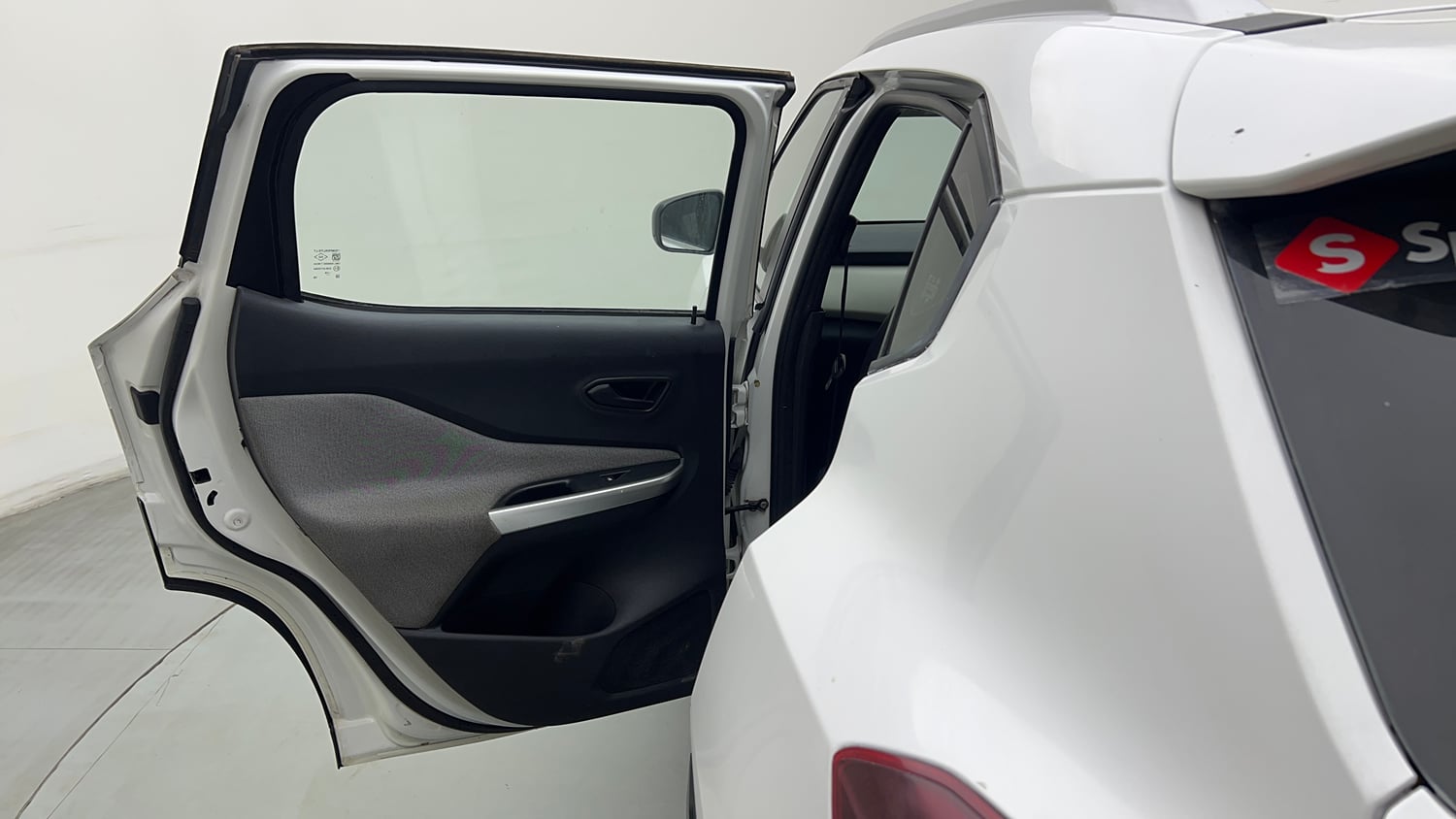 Used 2021 Nissan Magnite XE Petrol Manual interior LEFT REAR DOOR OPEN VIEW