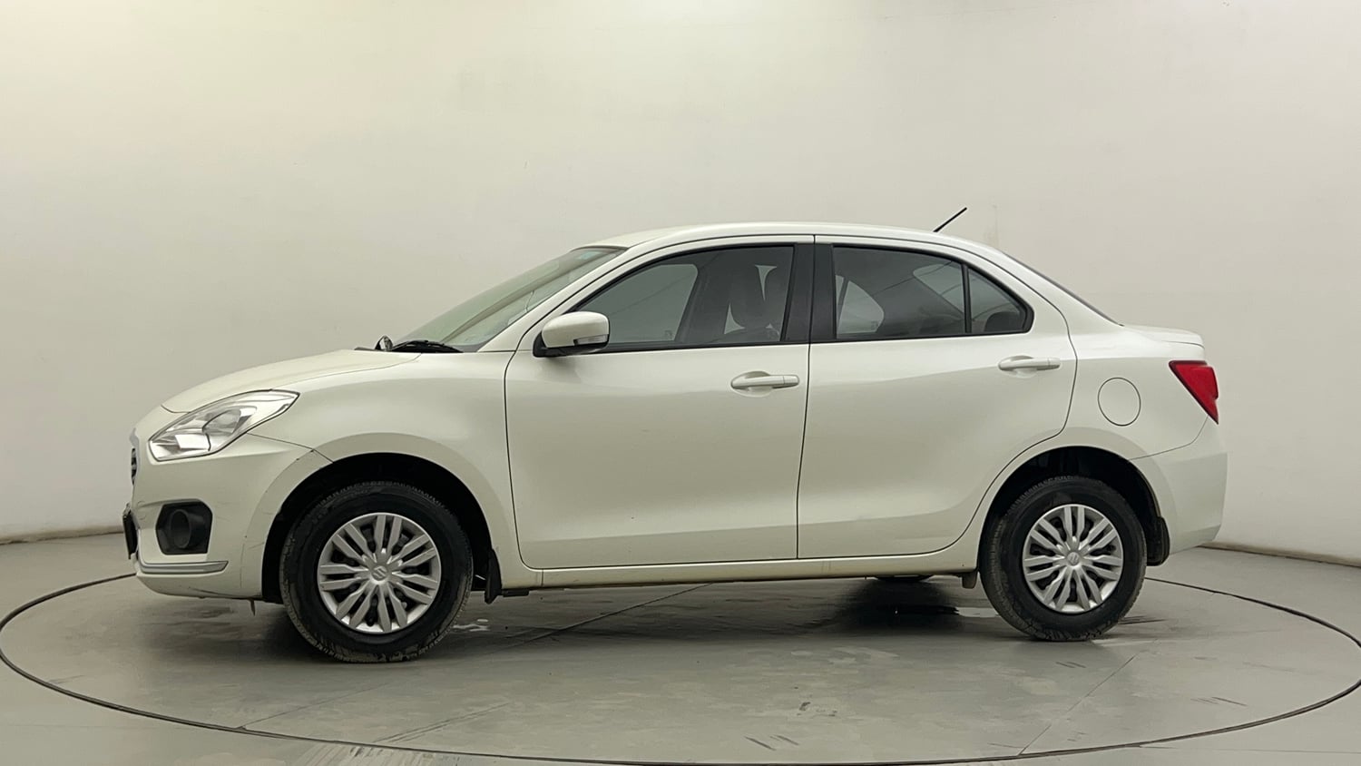 Used 2019 Maruti Suzuki Dzire VXi Petrol Manual exterior LEFT SIDE VIEW
