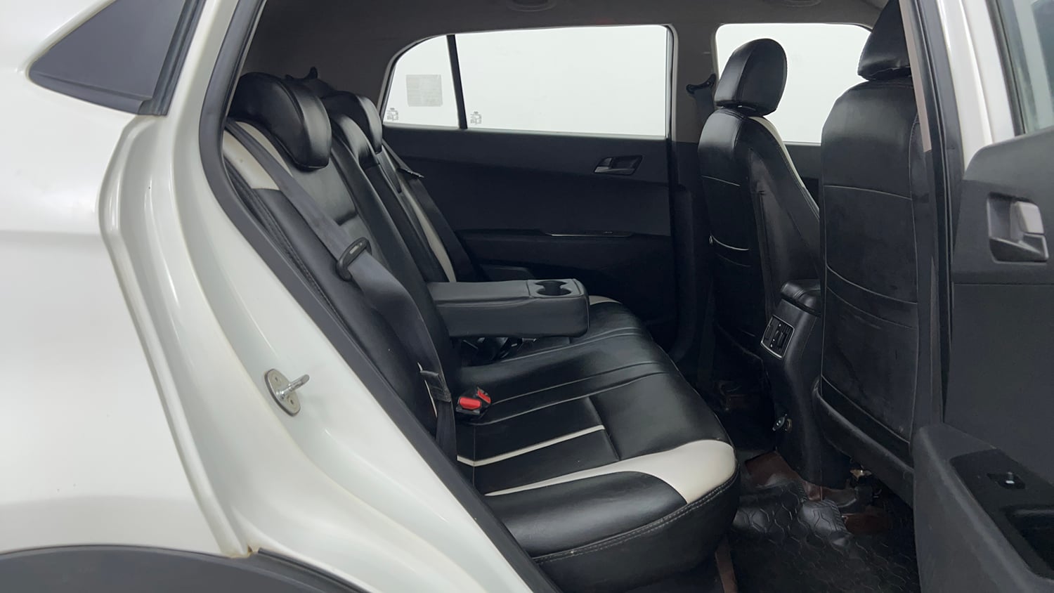 Used 2018 Hyundai Creta S 1.4 CRDi Diesel Manual interior RIGHT SIDE REAR DOOR CABIN VIEW