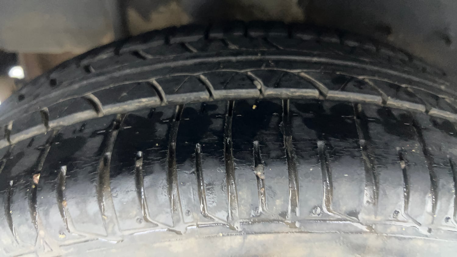 Used 2019 Tata Tiago Revotron XTA Petrol Automatic tyres RIGHT REAR TYRE TREAD VIEW