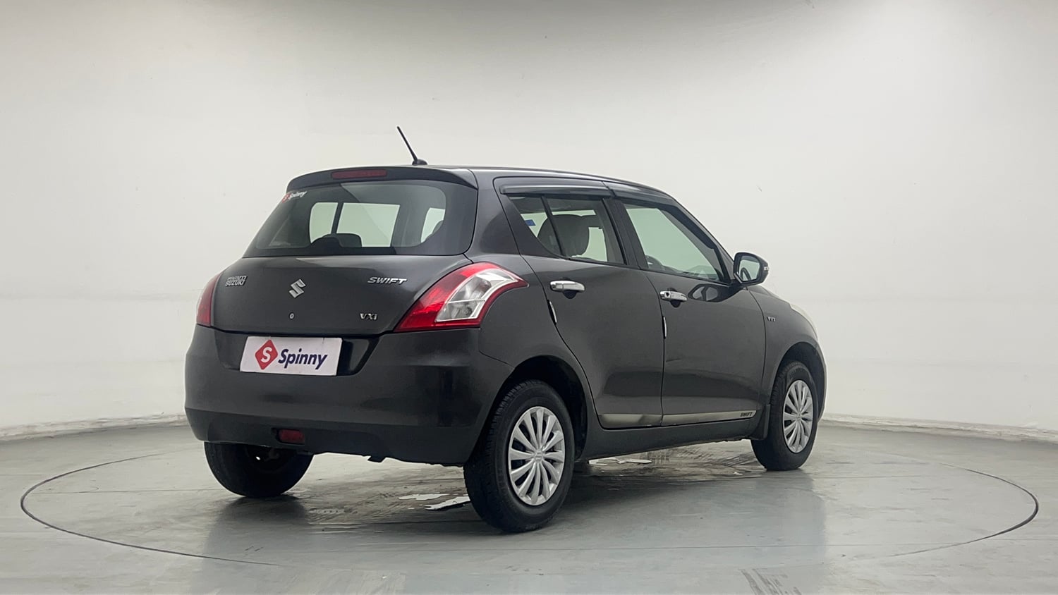 Used 2015 Maruti Suzuki Swift VXi Petrol Manual exterior RIGHT REAR CORNER VIEW