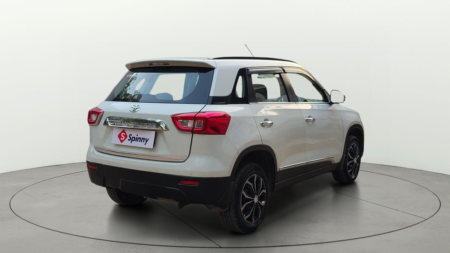 Used 2021 Toyota Urban Cruiser Mid Grade MT Petrol Manual exterior RIGHT REAR CORNER VIEW